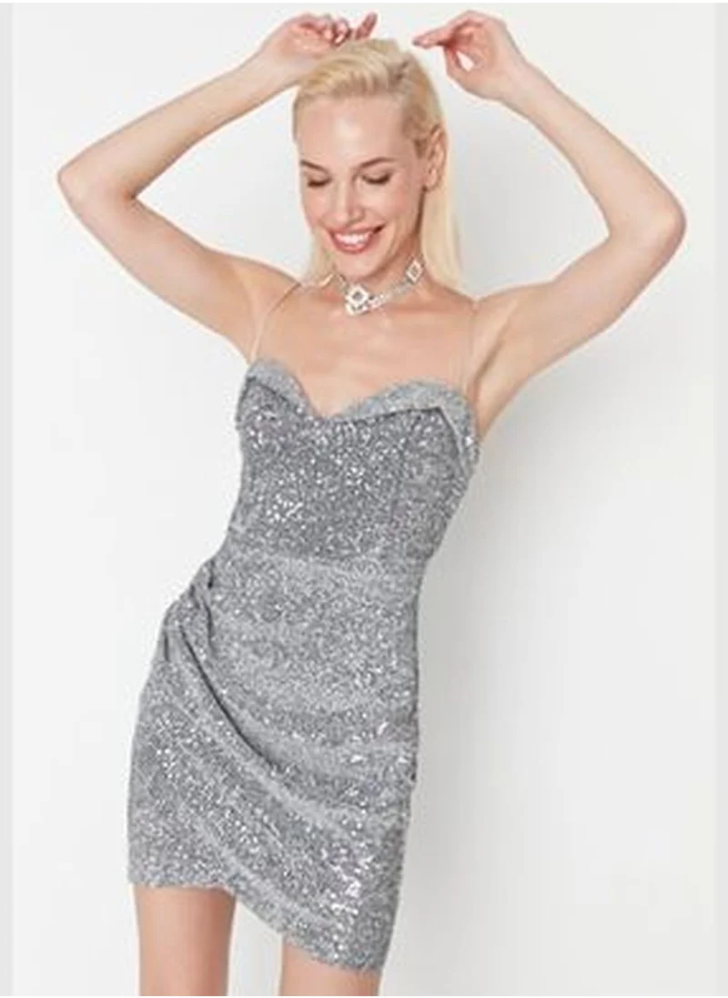 trendyol Gray Sequined Evening Dress with Lining and Fitting TPRSS22EL2889