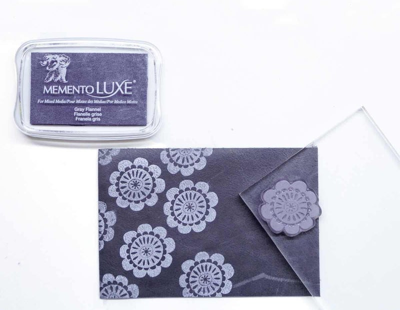 Tsukineko Memento Luxe Mixed Media Inkpad, Nautical Blue - Image 4