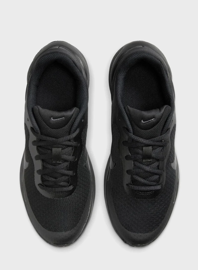 Nike Youth Revolution 7