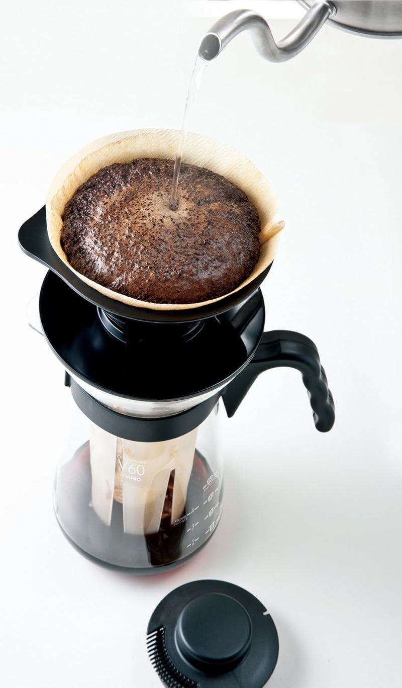 هاريو ماكينة صنع القهوة V60 Fretta Hot and Iced Coffee Maker، سعة 700 مل، لون أسود - Image 4