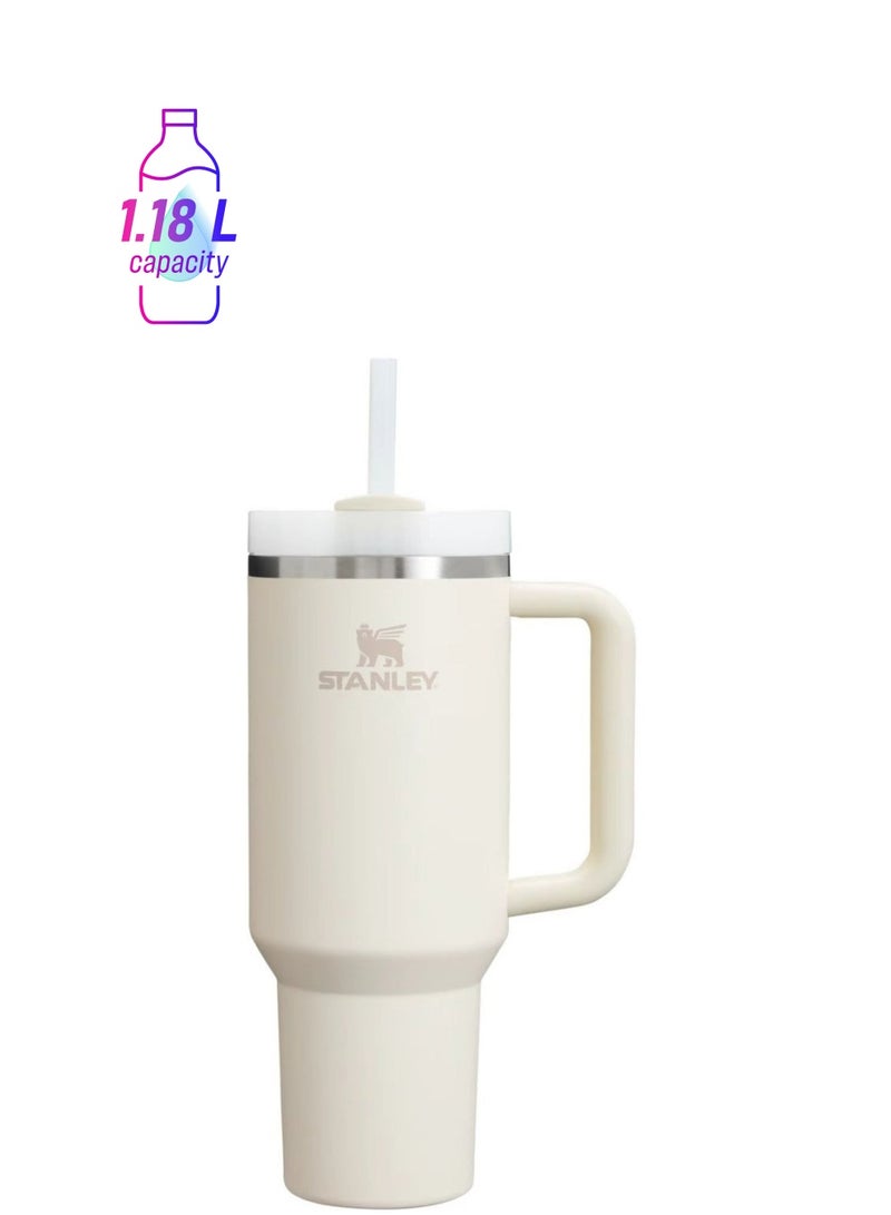 ستانلي زجاجة ماء عازلة بسعة كبيرة من ستانلي - Image 1