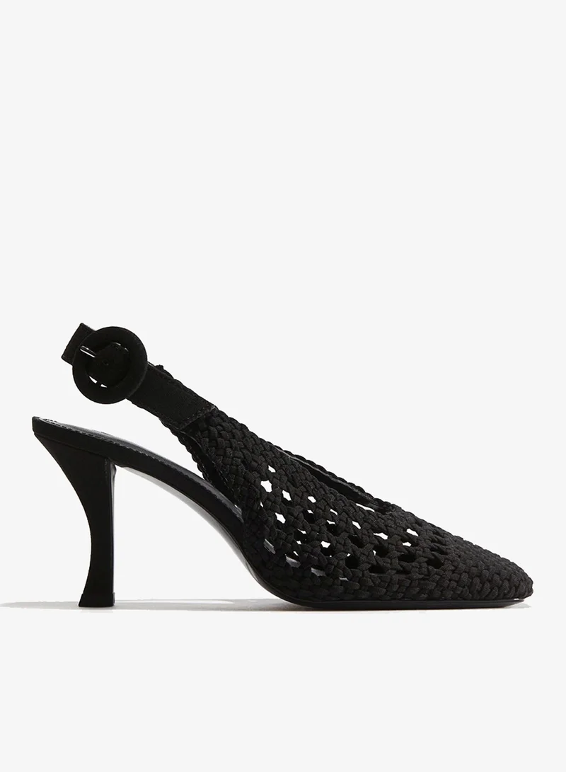 اتش اند ام حذاء من الكنفاز المجدول بشريط خلفي