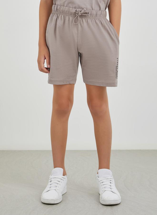 Styli Styli Boys Typography Print Oversized T-Shirt and Shorts Set  - Image 4