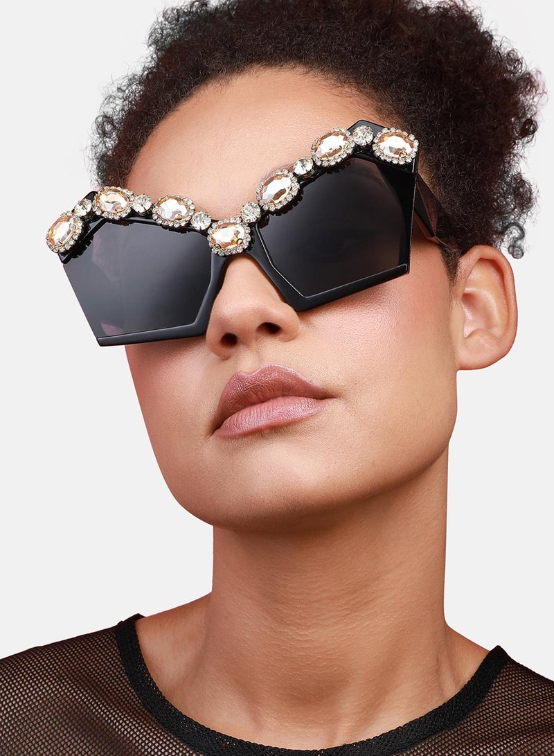 SOHI Radiant Reflections: Embellished Artificial Sunglass Jewellery - Image 1