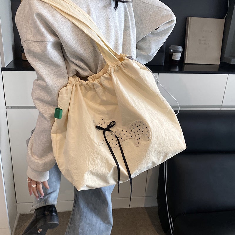 New Style Female Lazy Style Korean Style Puppy Embroidered Nylon Shoulder Bag High-Looking Holiday Drawstring Large Capacity Tote Bag - Image 5