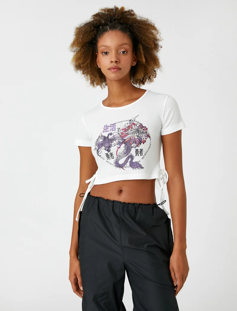 كوتون Crop T-Shirt Far East Printed Short Sleeve Tie Detail