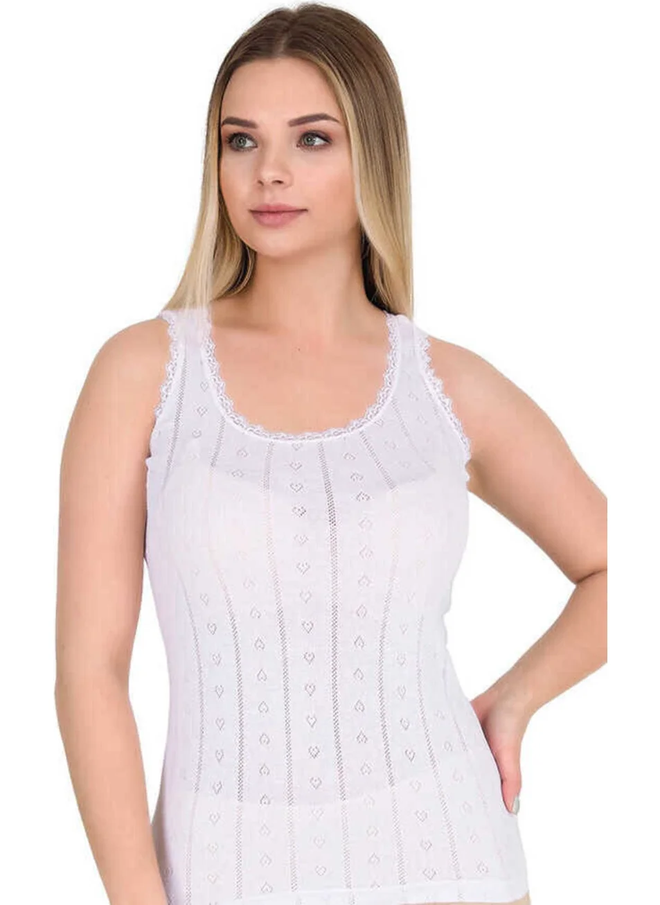 Berrak Clear Heart Patterned Lace Collar Thick Strap White Undershirt