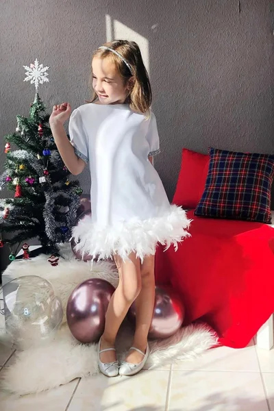 Masho Trend Feathered Hemline Evening Dress - Girls' Dress - Girls' Evening Dress - Kids' Evening Dress