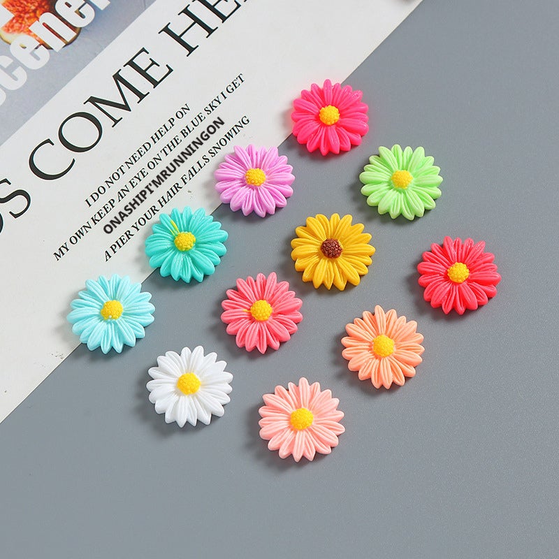 DIY Daisy Resin Charms for Jewelry Making - Image 4