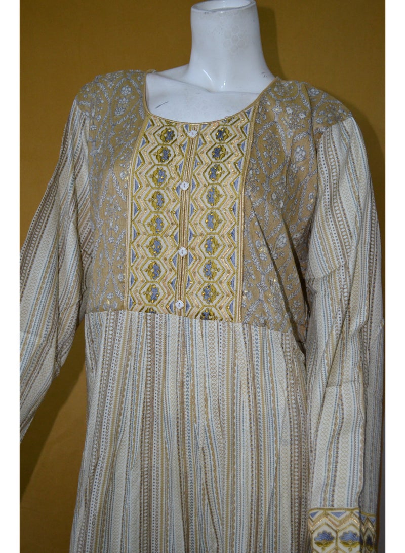 زينة جلابية نسائية أنيقة – فستان سهرة وحفلات محتشم بتطريز وأكمام طويلة مع أشرطة جانبية قابلة للتعديل - Image 3