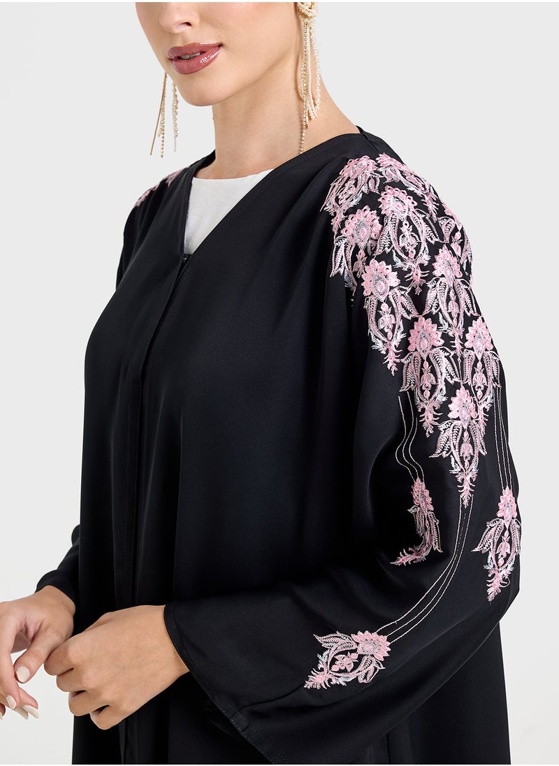Khizana Abaya With Embellishment & Sheila  - Image 3