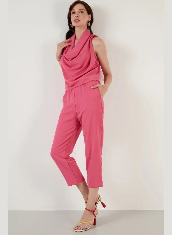 ليلا طقم نسائي صيفي من ليلا بياقة كول وجيوب وقصة مريحة