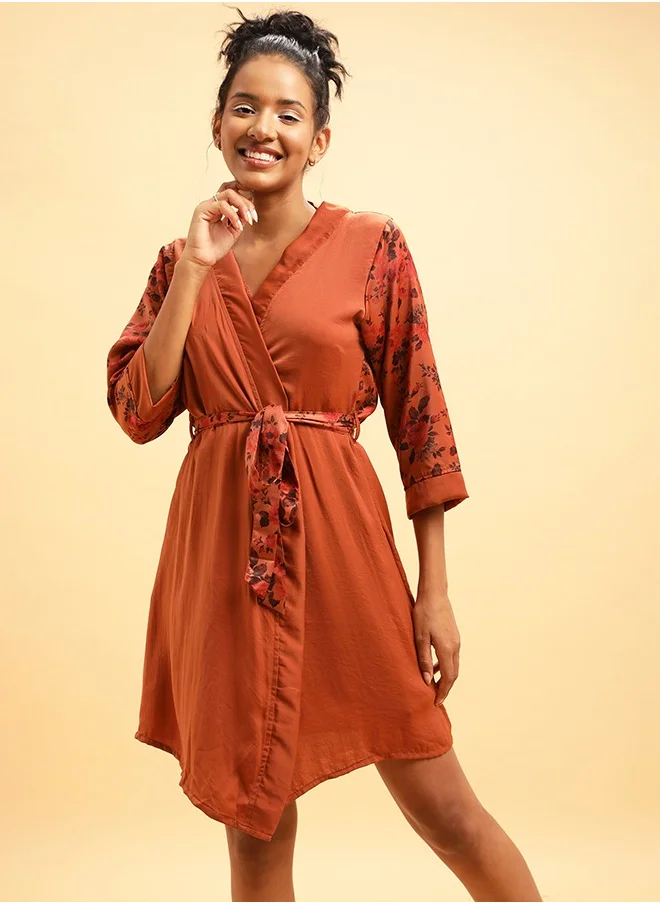 Clovia Clovia Chic Basic Robe in Rust Brown - Satin