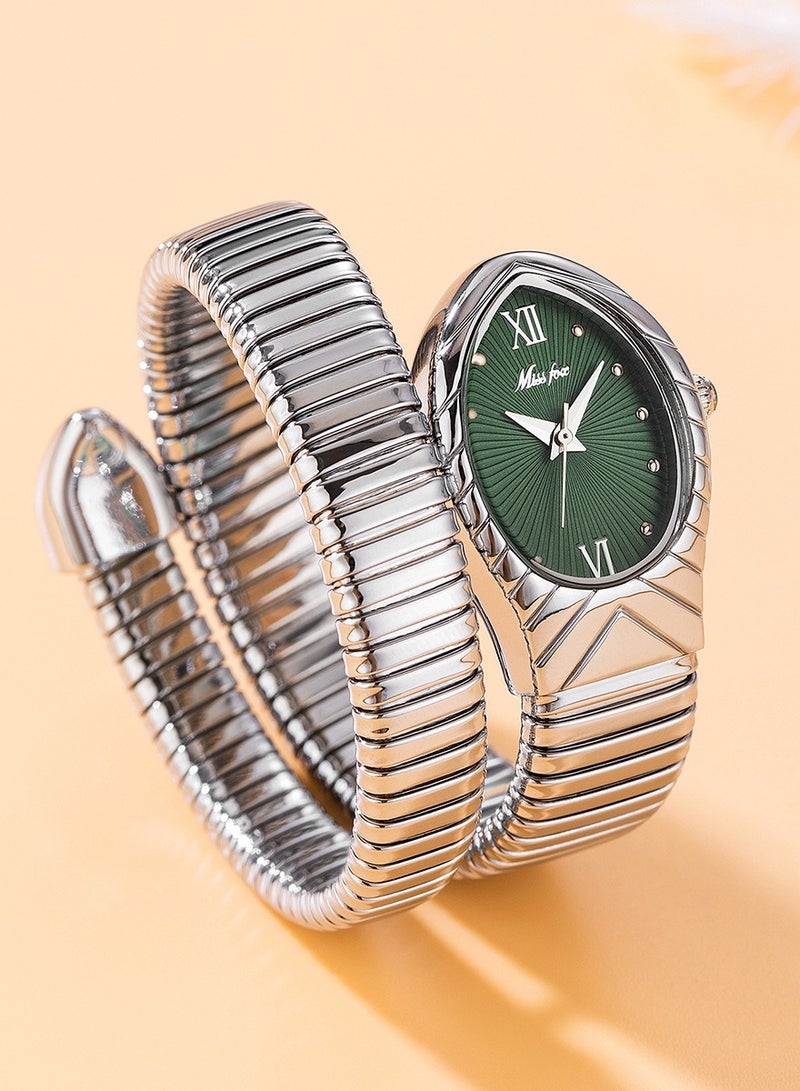 MISS FOX Women's Fashion Ins Watch Snake Head Dial Wrapped Elastic Strap Watch Snake Quartz Watch - Image 1