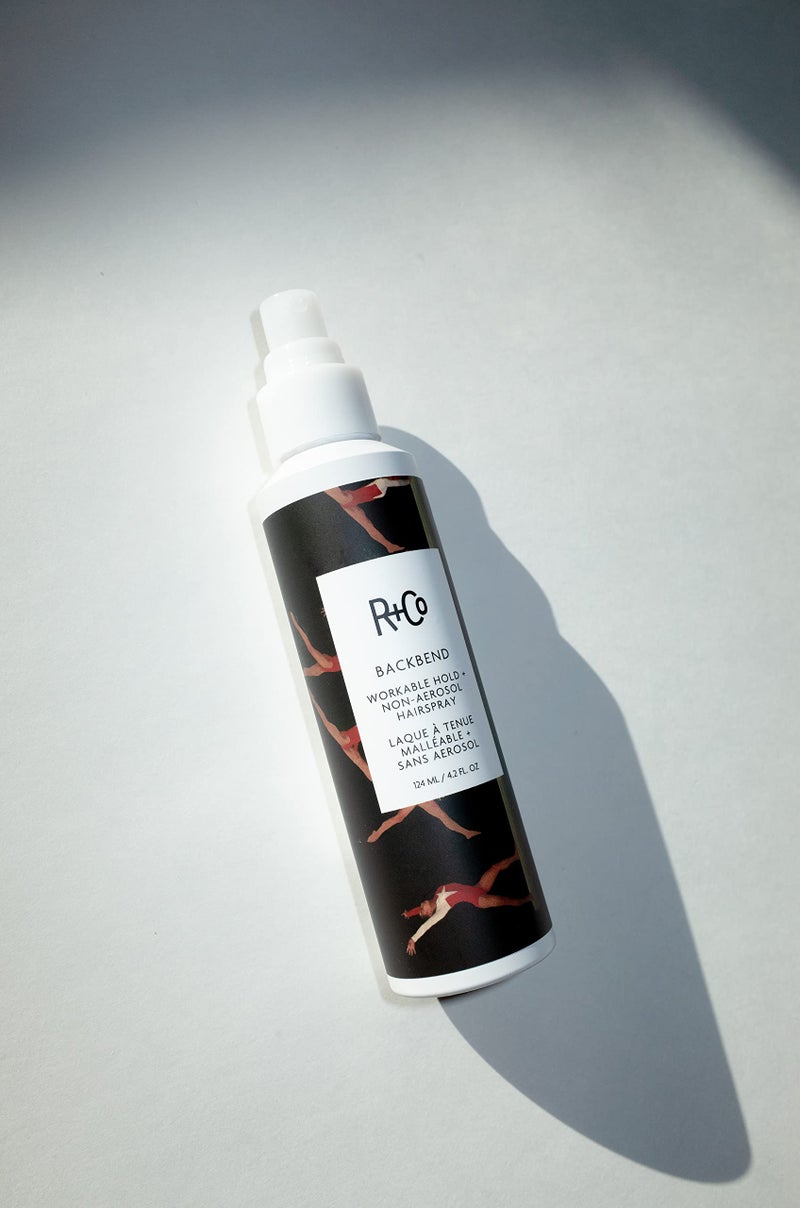 R+CO Backbend Workable Hold + Non Aerosal Hairspray 124 ml / 4.2 oz - Image 3