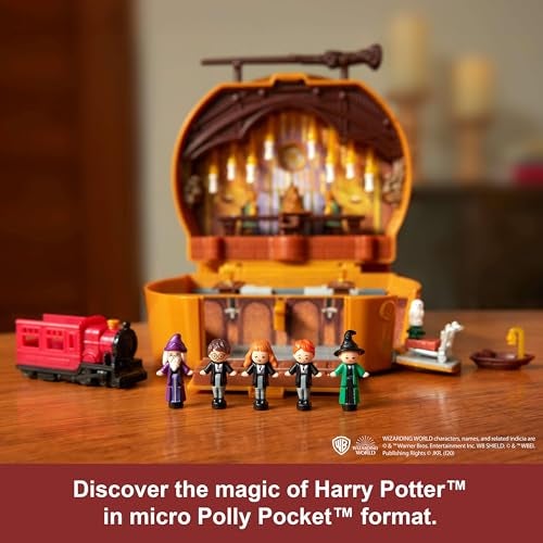 Polly Pocket Collector Playset, Harry Potter Compact with 5 Dolls and 11 Accessories - Image 3