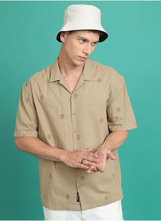 هاي لاندر Embroidered Detail Cuban Collar Shirt by Styli