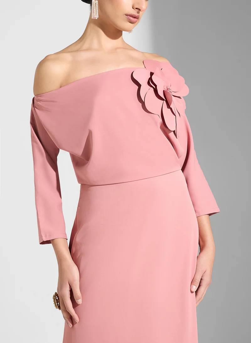 Iyra Off-Shoulder Floral Dress