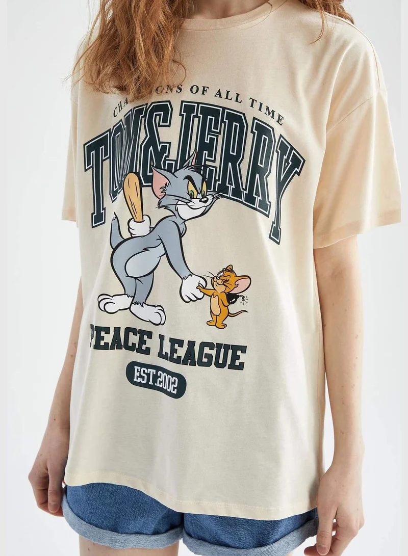 ديفاكتو Oversized Short Sleeve Tom And Jerry Print T-Shirt