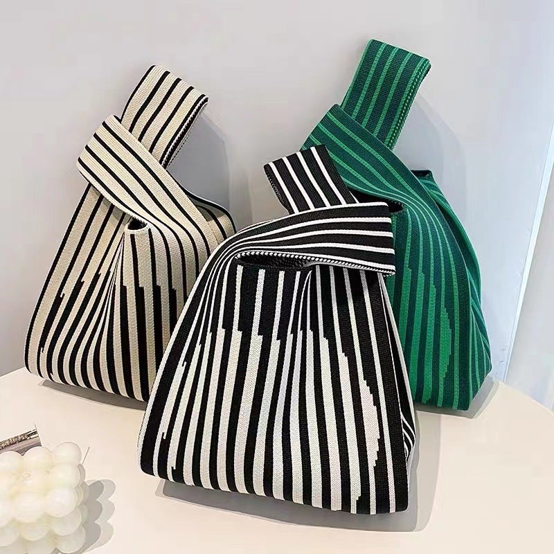 Wrist Bag Internet Celebrity Fashion Handbag Women'S Knitted Bucket Bag Japanese And Korean Style All-Match Hand Bag Casual All-Match Phone Bag - Image 3