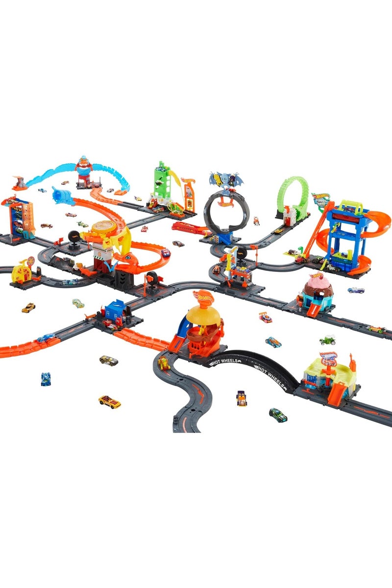 Hot Wheels City Track Set with 1 Car, Ice Cream Shop Playset - Image 4