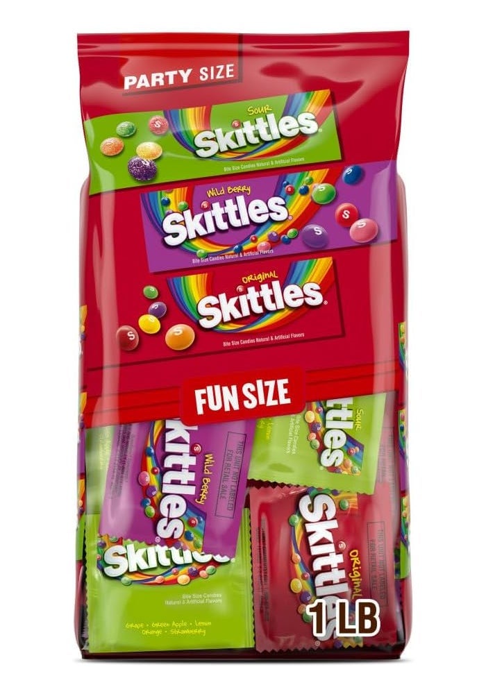Wrigley's حلوى سكاكر سكايتلز الأصلية، التوت البري البري والحامض بحجم المرح - حجم الحفلة، 26.46 أونصة كيس بالجملة - Image 1