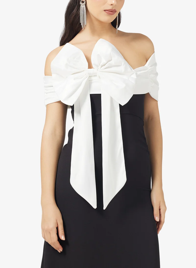 Ella Limited Edition Contrast Toned Dress With Back Bow Detail