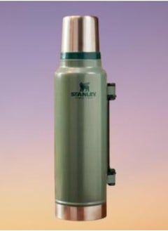 Stanley Classic Legendary 1.9L (2.0QT) Green Thermos Bottle – BPA-Free Stainless Steel, Keeps Drinks Hot for 45 Hours and Cold for 40 Hours, Leakproof Lid that Doubles as a Cup, Dishwasher Safe.