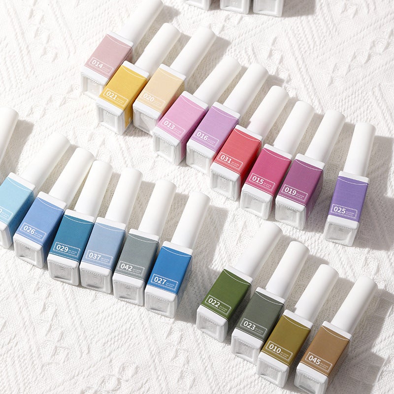 A Bottle Of Color Nail Polish Glue 2022 New Summer Popular 48 Color Small Set Of Nail Salon Special Full Set - Image 5