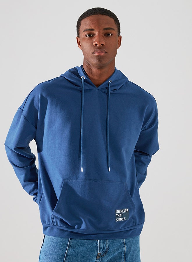 trendyol Indigo Hooded Oversize/Wide Cut Long Sleeve Label Appliqued Basic Sweatshirt TMNSS21SW0221 - Image 2