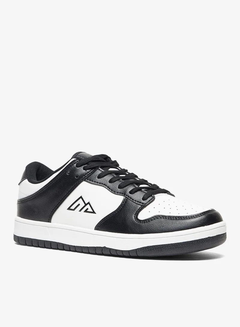 شو اكسبرس سنيكرز برباط وطبقة سفلية منخفضة