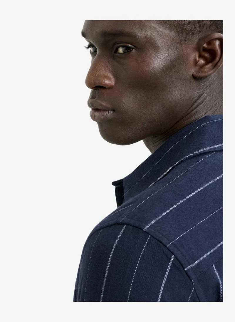 فرنش كونكشن Men's Navy/Grey Ls Reg Fit Striped Shirt