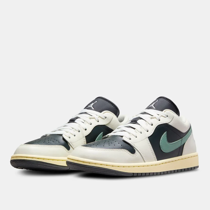 Jordan Women's Air Jordan 1 Low Shoes