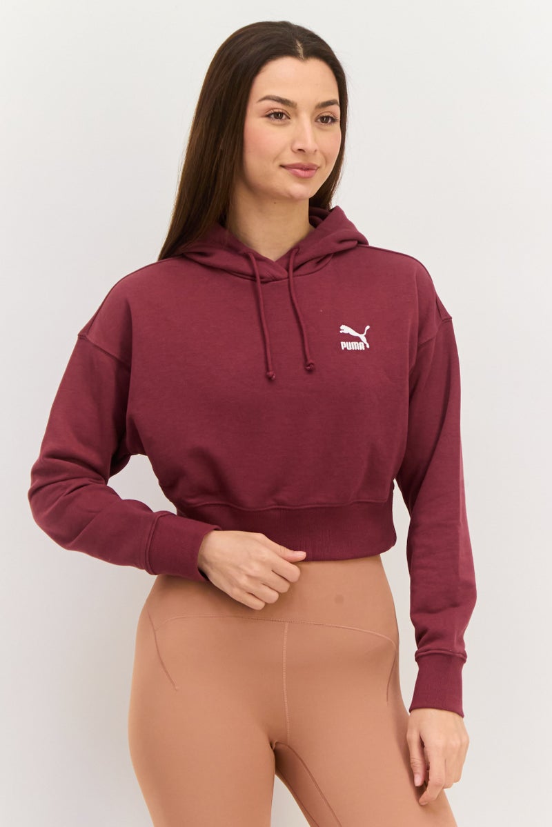 PUMA ملابس رياضية نسائية بتصميم مناسب مع شعار مطرز بأكمام طويلة، مارون - Image 1