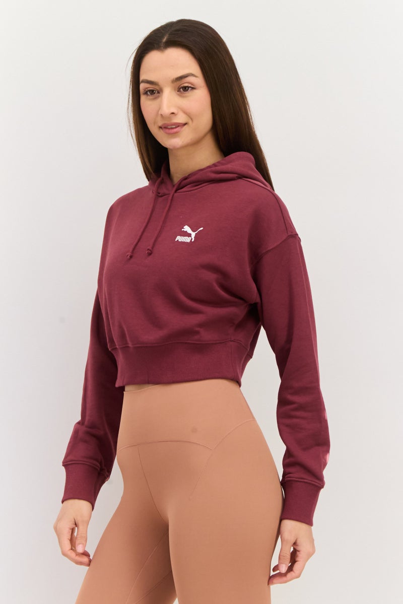 PUMA ملابس رياضية نسائية بتصميم مناسب مع شعار مطرز بأكمام طويلة، مارون - Image 4