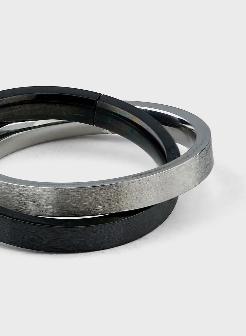 Seventy Five Twisted Double Ring