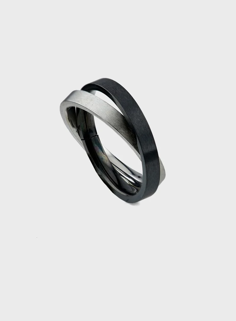 Seventy Five Twisted Double Ring