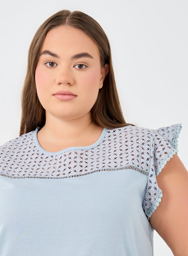 Styli Plus Size Schiffli Yoke Flat Pompom Detail Nightdress - Image 3