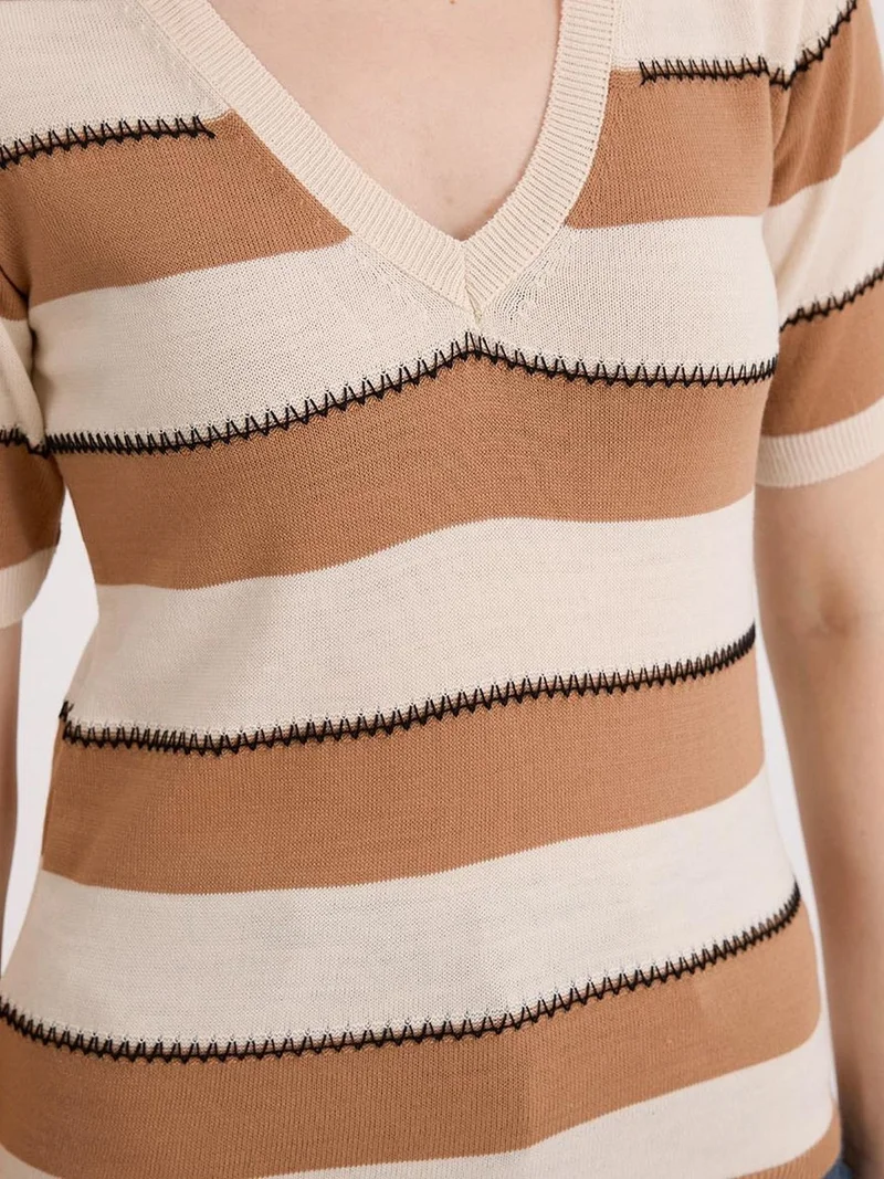 BIG DART BDART Striped V-Neck Fitted Blouse