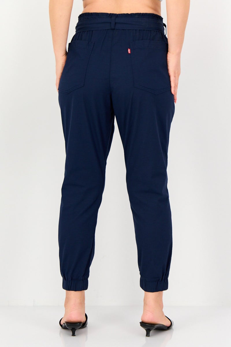 Levi's سروال جوجر نسائي بقصة عادية، أزرق داكن - Image 3