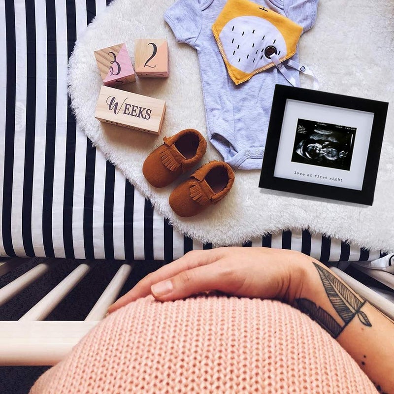 IHEIPYE Baby Sonogram Photo Frame - 1st Ultrasound Picture Frame - Idea Gift for Expecting Parents,Baby Shower, Gender Reveal Party,Baby Nursery Decor (Silver Text, Black) - Image 3