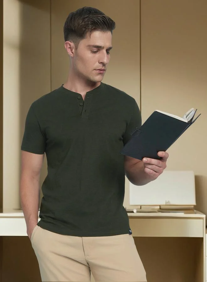 Dennis Lingo Men's Olive 100% Cotton Solid Pattern Regular Fit T-Shirt