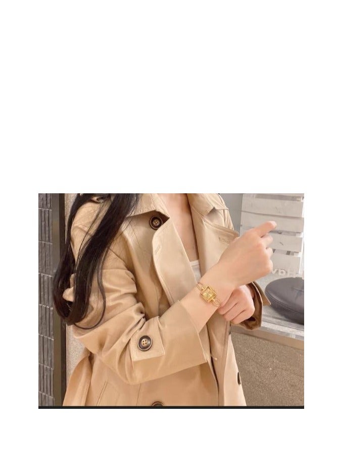 ساعة نسائية صغيرة رائعة وعصرية - Image 4