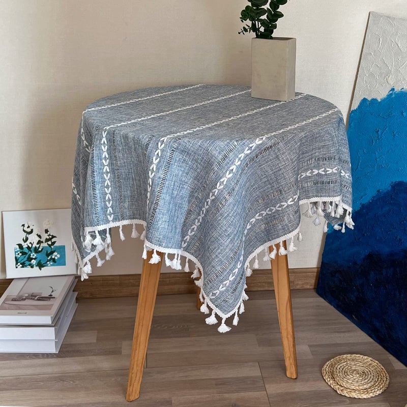 غطاء طاولة صغير مربع من الكتان الريفي Hpxrom مزخرف مخطط قابل للغسل غطاء طاولة أزرق لتزيين المطبخ وغرفة الطعام 36 × 36 بوصة