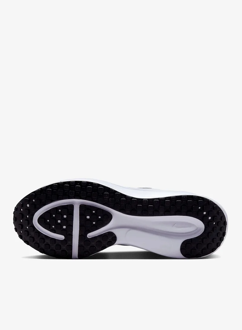 Nike BLACK/WHITE Revolution 8 for Women | Best Price UAE