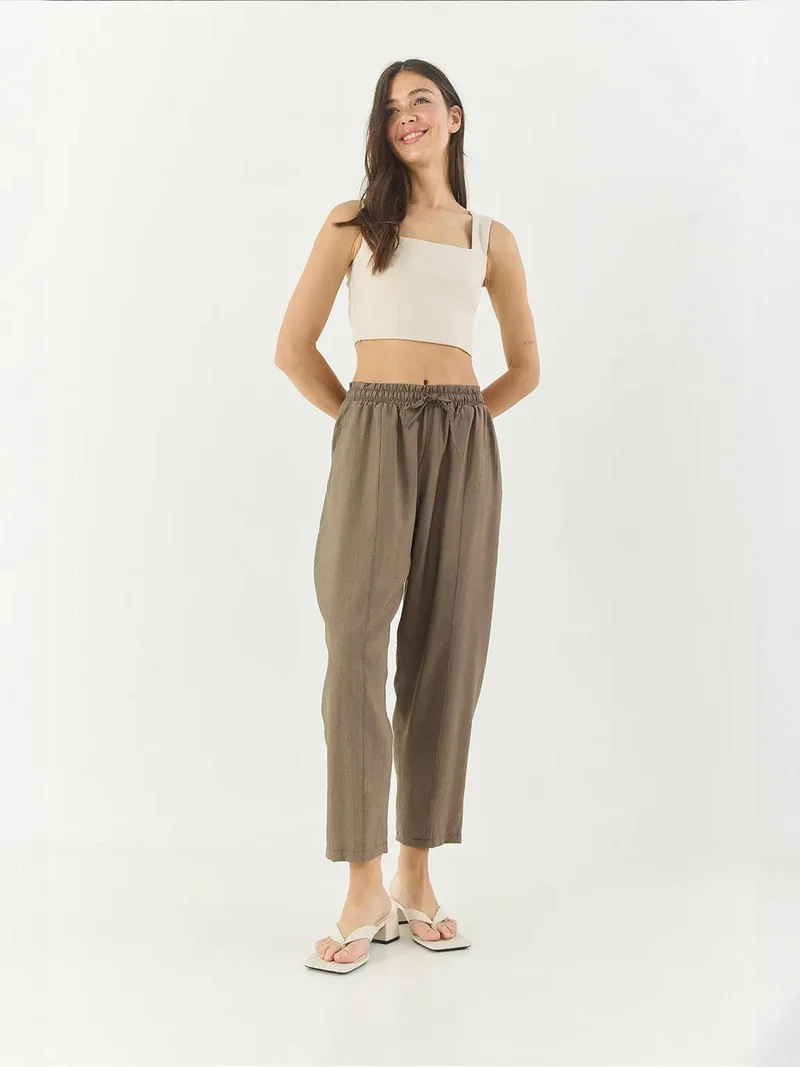 بيانكو لوتشي بنطلون لوكسي واسع الساق بنقوش مع رباط وجيوب