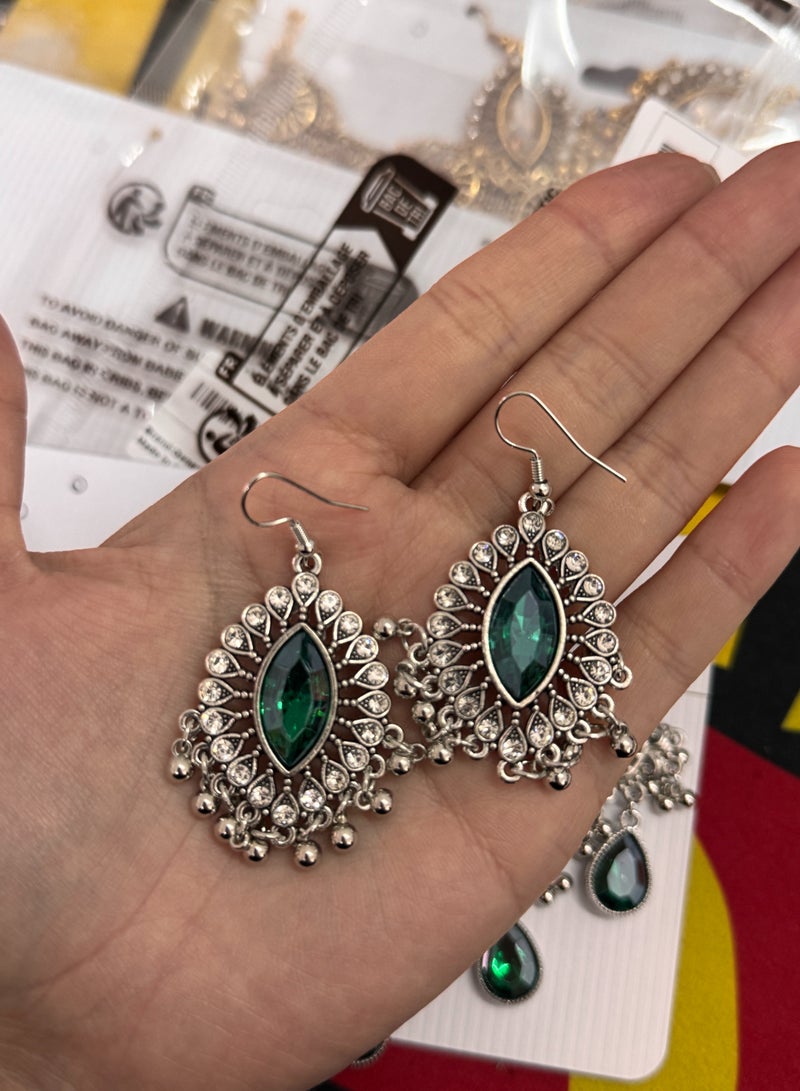 Hollow tassel elegant women's necklace and earrings jewelry set-green set  - Image 2