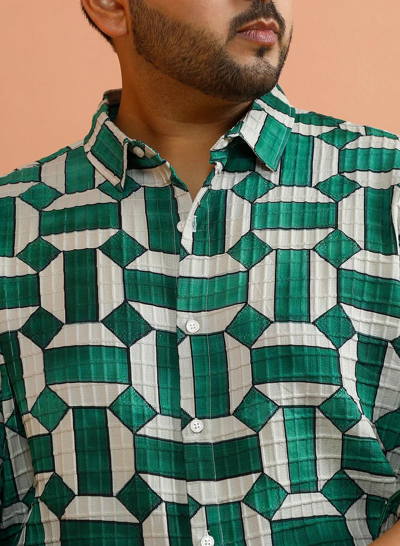 Instafab Plus Men's Green & White Contrast Block Shirt For Casual Wear | Spread Collar | Long Regular Sleeves | Button Closure | Plus Size Shirt Crafted With Comfort Fit For Everyday Wear