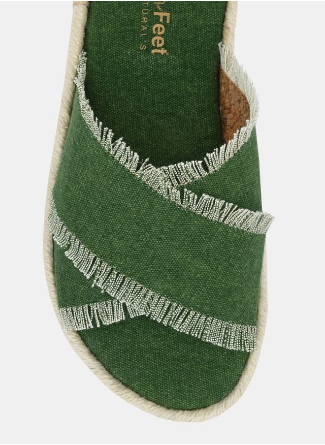 Fresh Feet صندل مسطح بأشرطة متقاطعة وحواف متهالكة  - Image 3