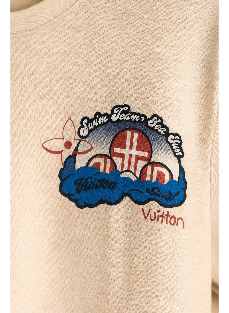 لويس فويتون تيشيرت أفرسايز رجالي بيچ بتصميم جرافيك عصري وخامة قطن ممتاز ستريت وير للشباب - Image 5